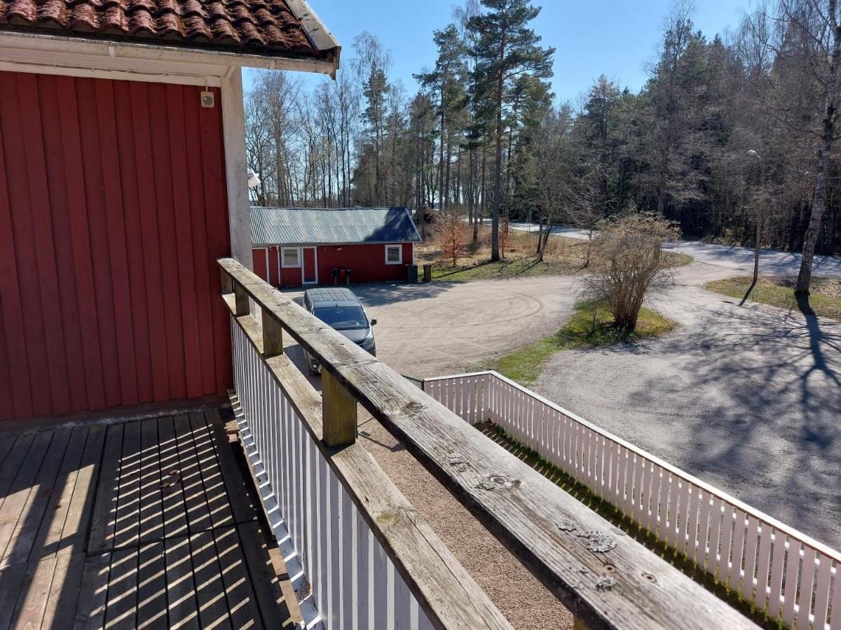 Pensjonat Flora Dekor Gaestgard, Lenagarden Alingsås Zewnętrze zdjęcie