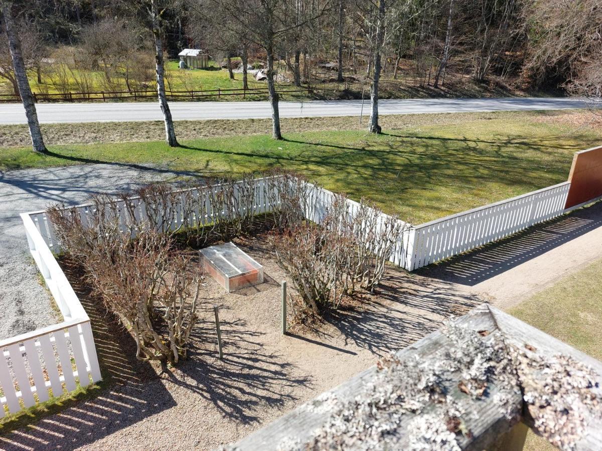 Pensjonat Flora Dekor Gaestgard, Lenagarden Alingsås Zewnętrze zdjęcie