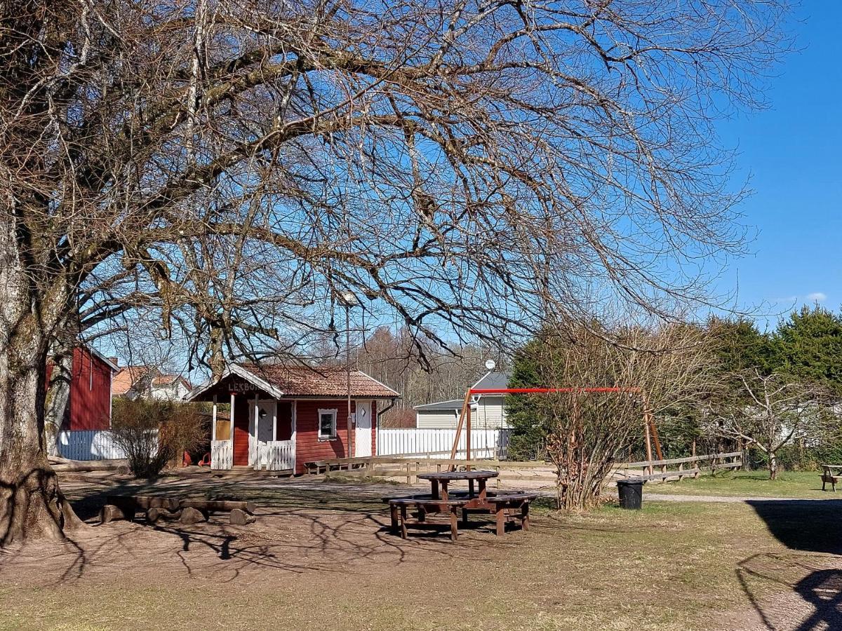 Pensjonat Flora Dekor Gaestgard, Lenagarden Alingsås Zewnętrze zdjęcie