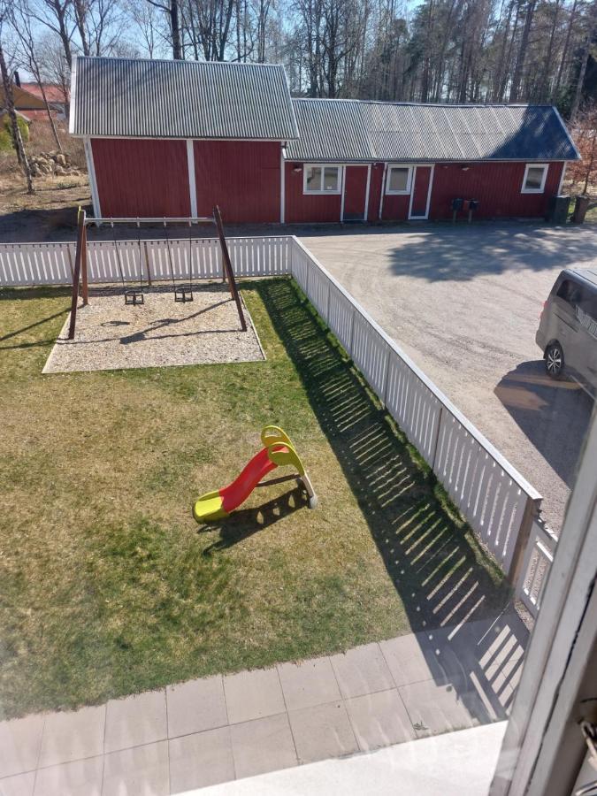 Pensjonat Flora Dekor Gaestgard, Lenagarden Alingsås Zewnętrze zdjęcie
